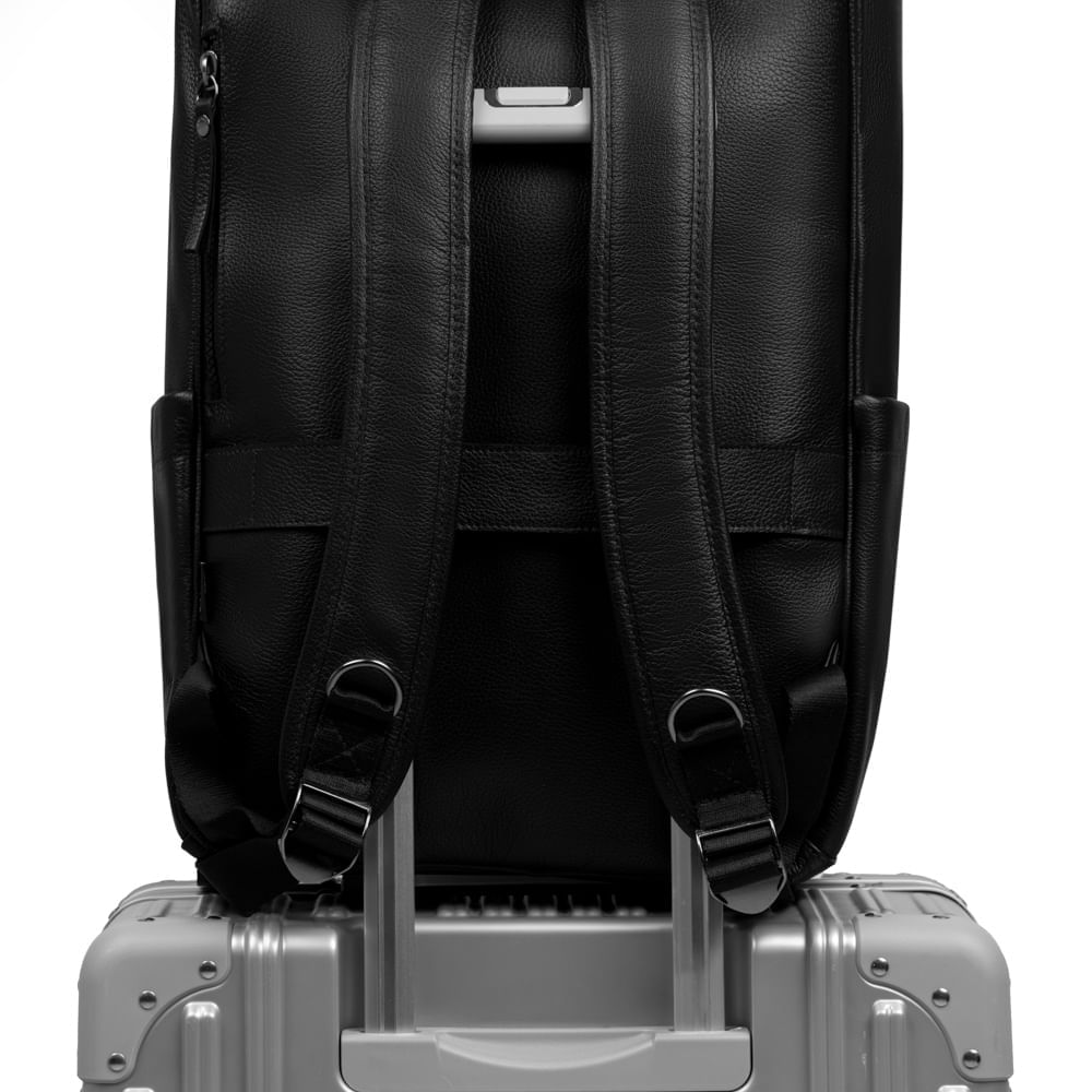 0239387458001---MOCHILA-EXECUTIVA-MASCULINA-DE-COURO-LEME--PRETO-U--11-
