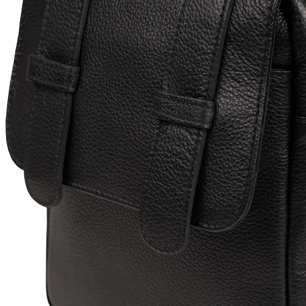 0239388458001---SHOULDER-BAG-MASCULINA-DE-COURO-LEME--PRETO-U--5-