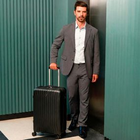 Mala Média 23 Kg Polipropileno 4 Rodas Swiss One Topázio Preta – foto 2